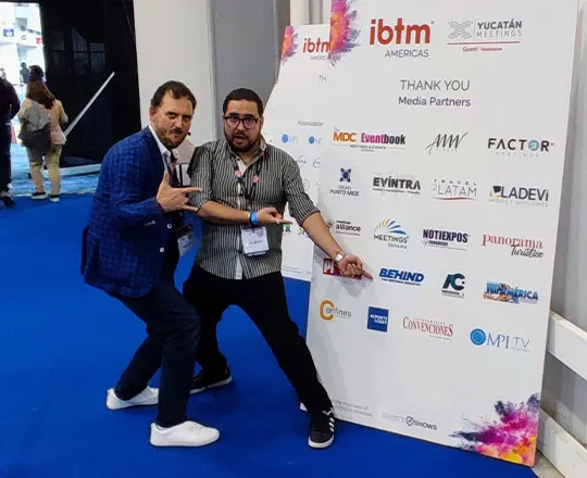 Cobertura de eventos clave del sector MICE.